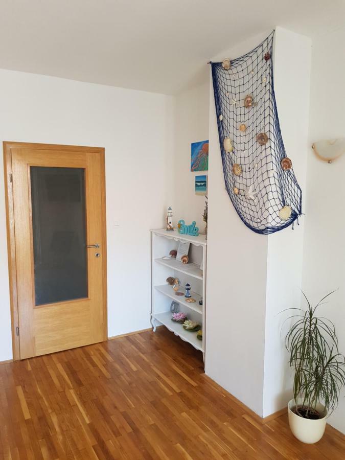 קוסטרנה Apartment Doris מראה חיצוני תמונה