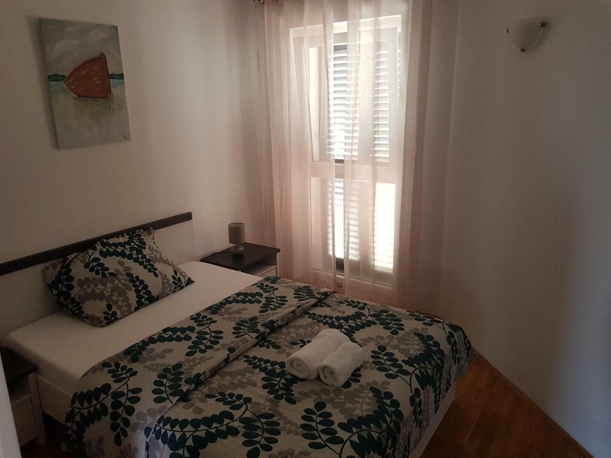 קוסטרנה Apartment Doris מראה חיצוני תמונה